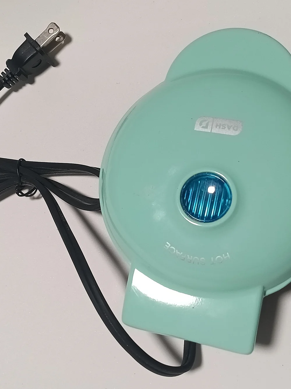 Mini Electric Waffle Maker in Mint Green Used